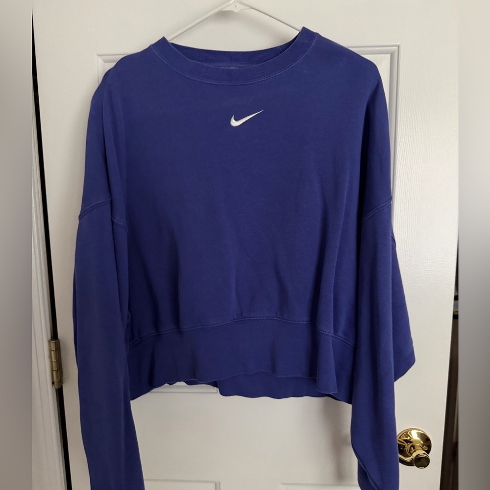 Nike Women's Purple Cropped Hoodie